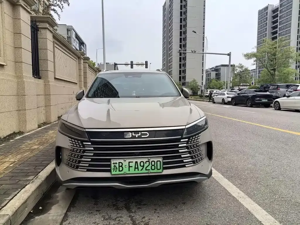 BYD Sealion 05 DM-i — фото 4