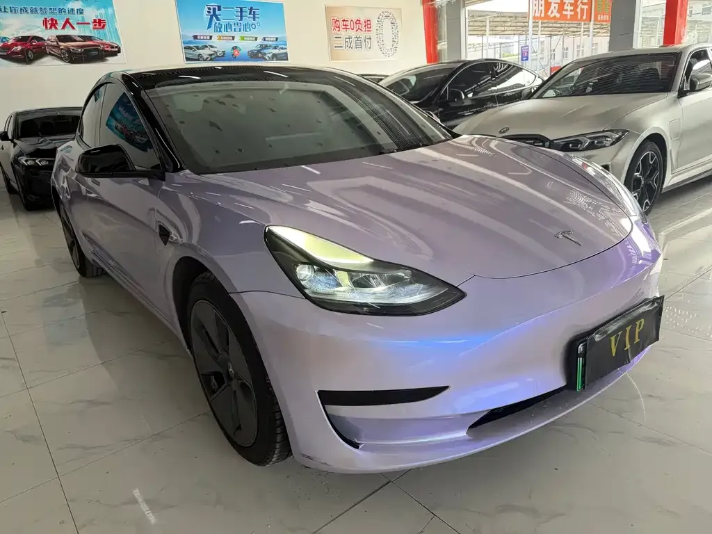 Tesla Model 3 — фото 3