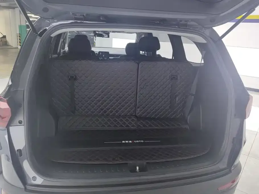 Hyundai Custo — фото 2