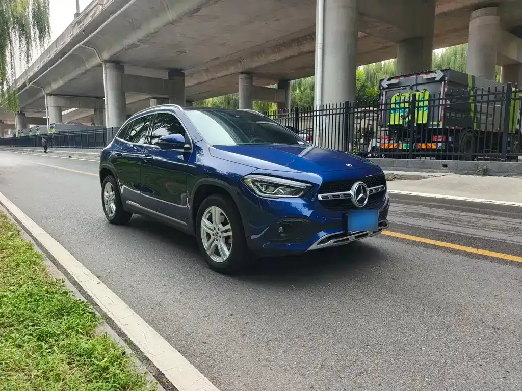 Mercedes-Benz GLA — фото 10