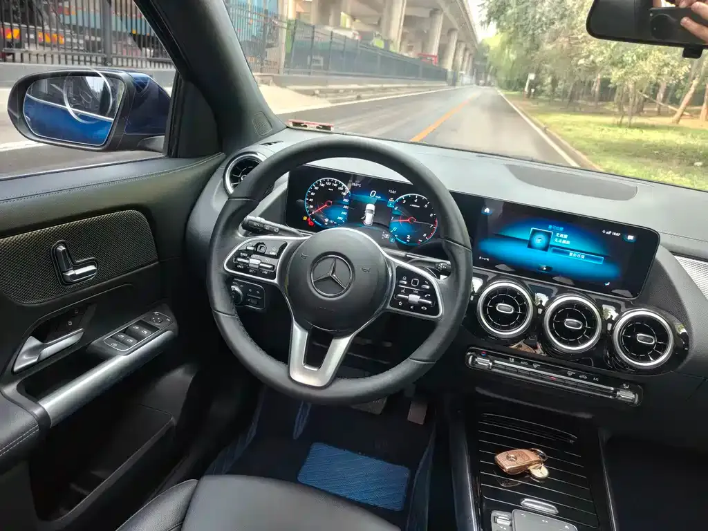 Mercedes-Benz GLA — фото 3
