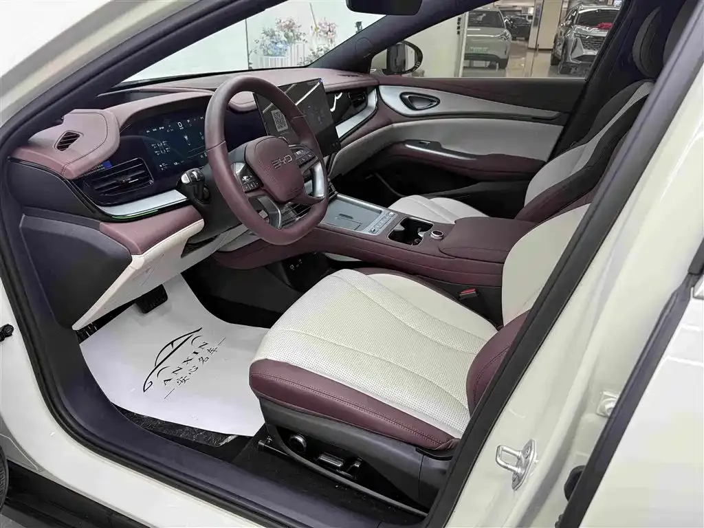 BYD Seal 07 DM-i — фото 6