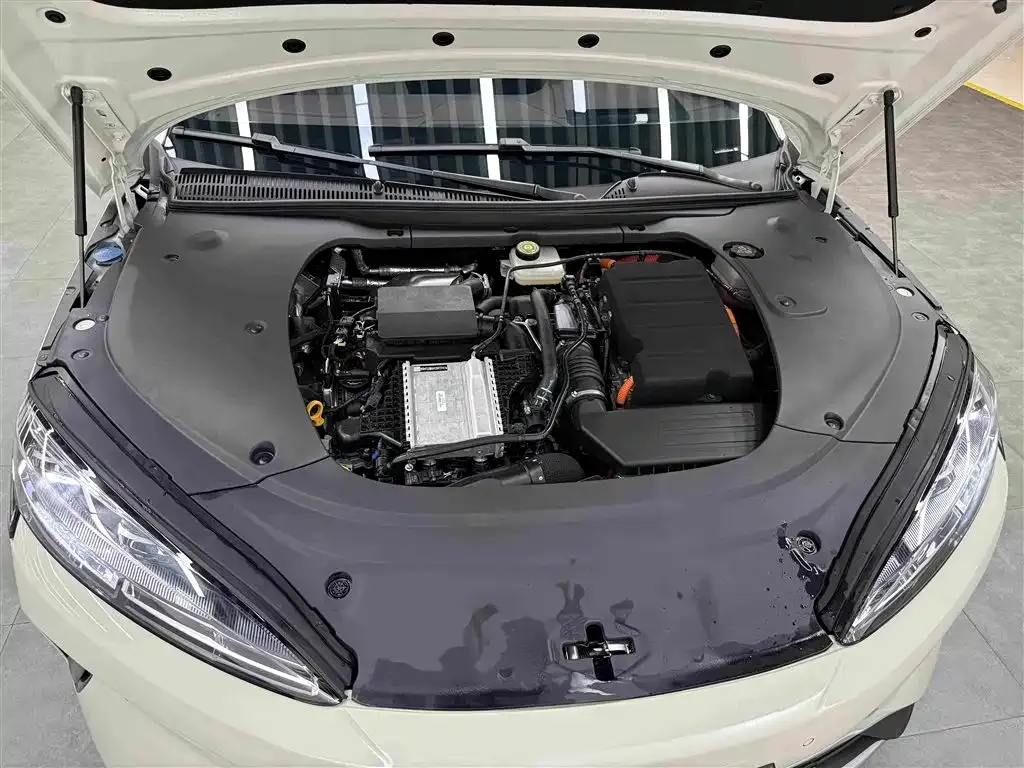BYD Seal 07 DM-i — фото 10