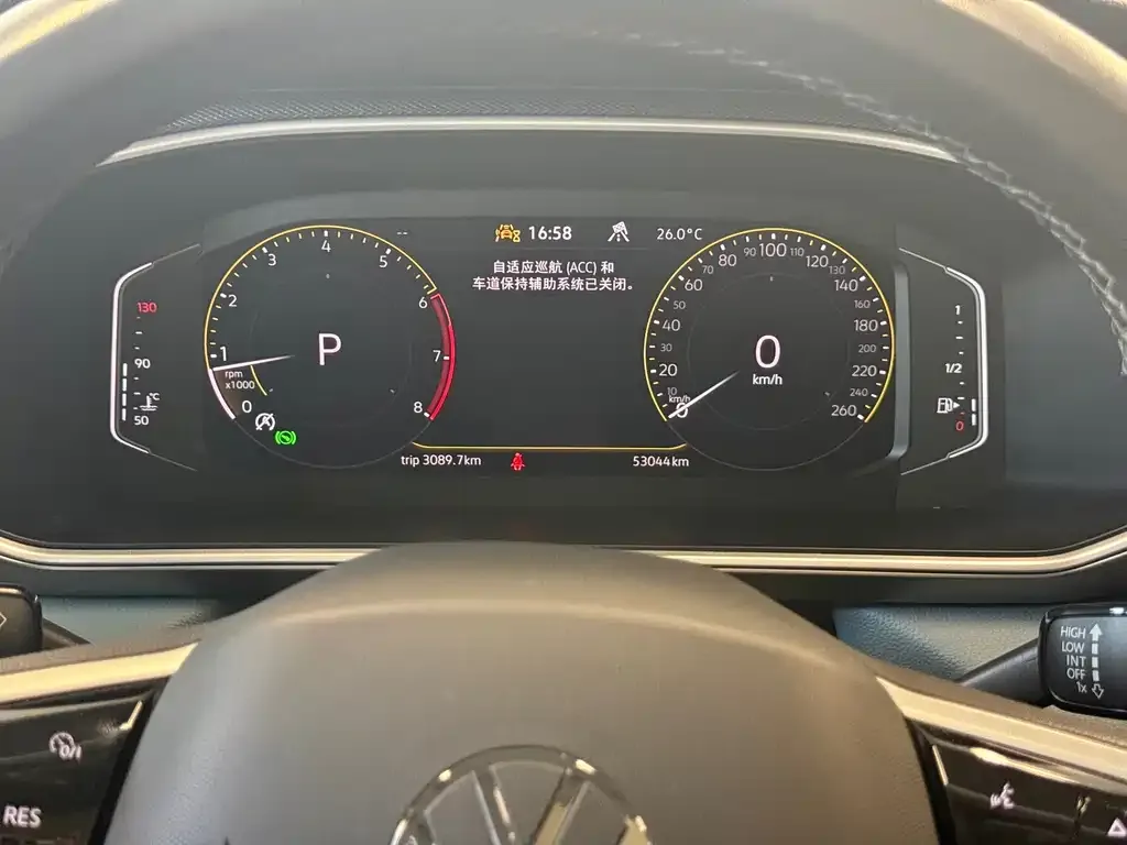 Volkswagen Tharu — фото 3