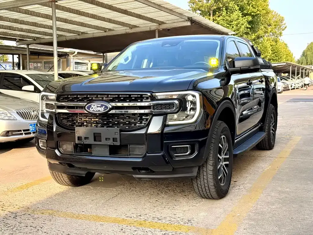 Ford Ranger — фото 1