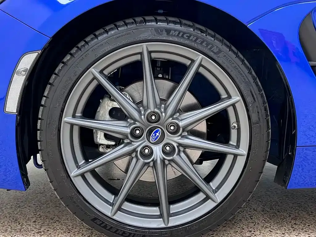 Subaru BRZ — фото 3