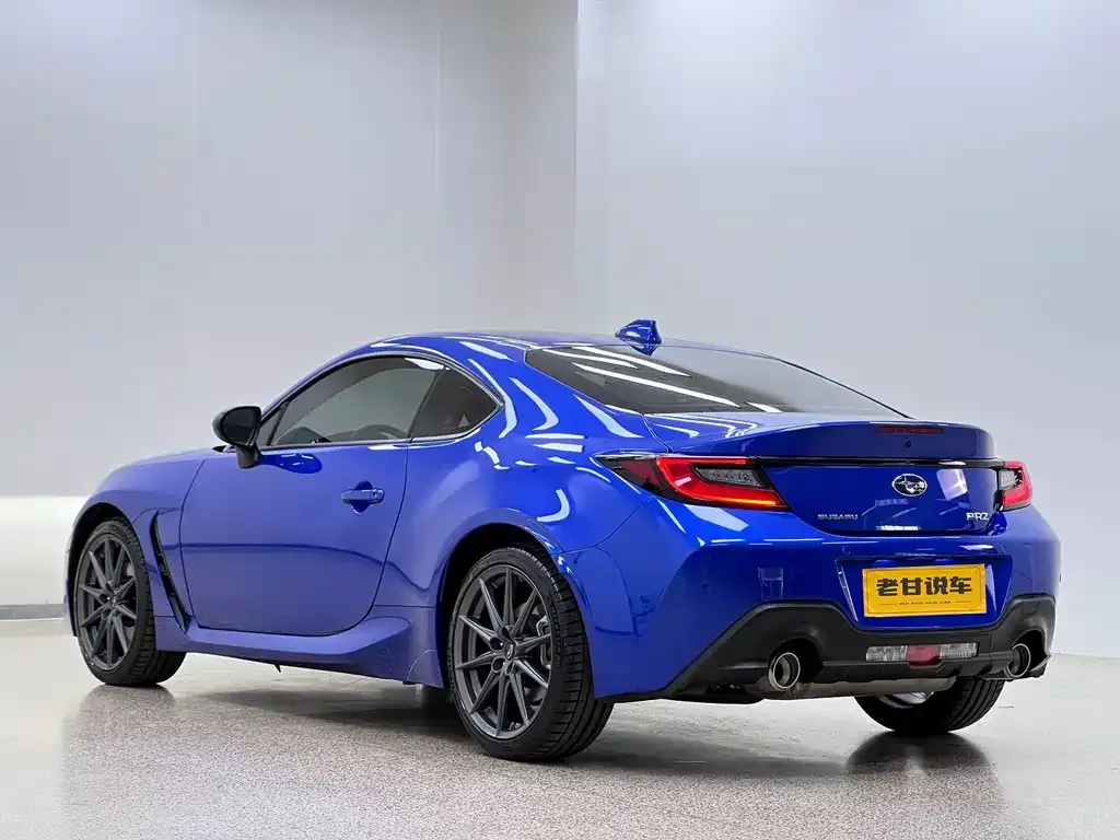 Subaru BRZ — фото 2