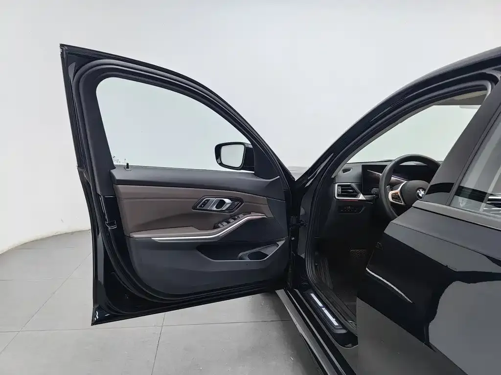 BMW 3 Series — фото 10