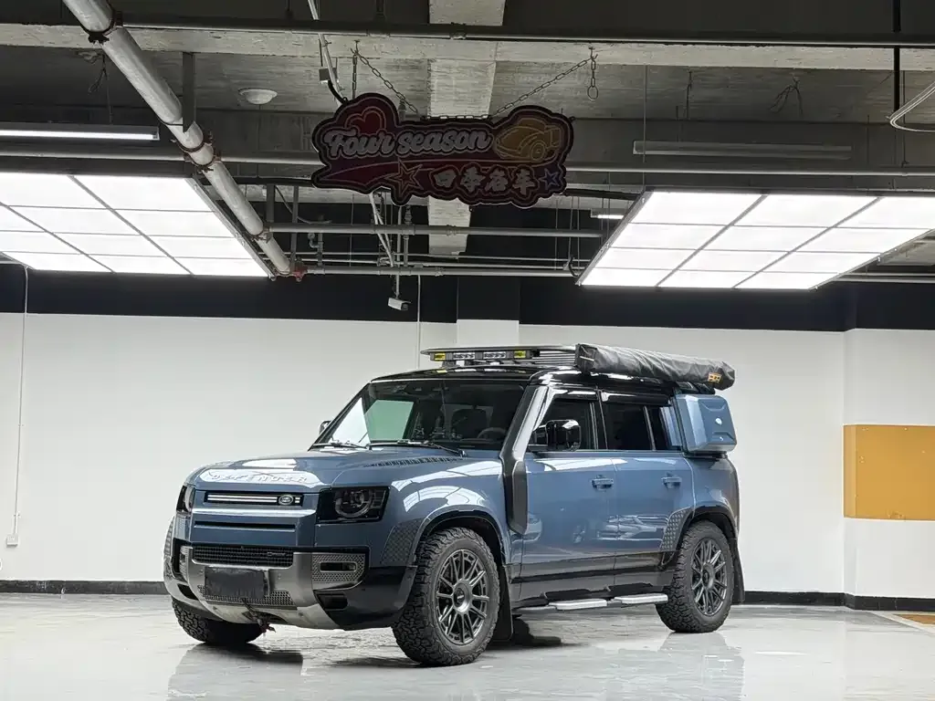 Land Rover Defender — фото 1