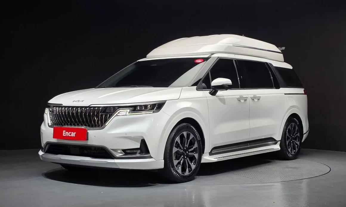 Kia Carnival — фото 1