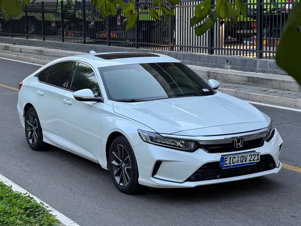 Honda Inspire — фото 10