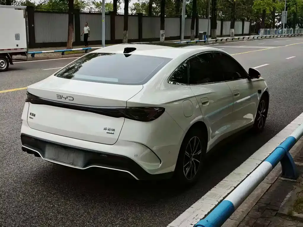 BYD Seal 06 — фото 3