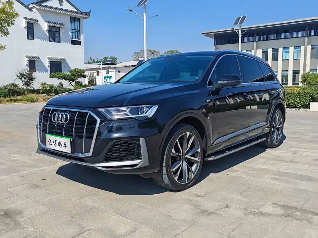 Audi Q7 — фото 3