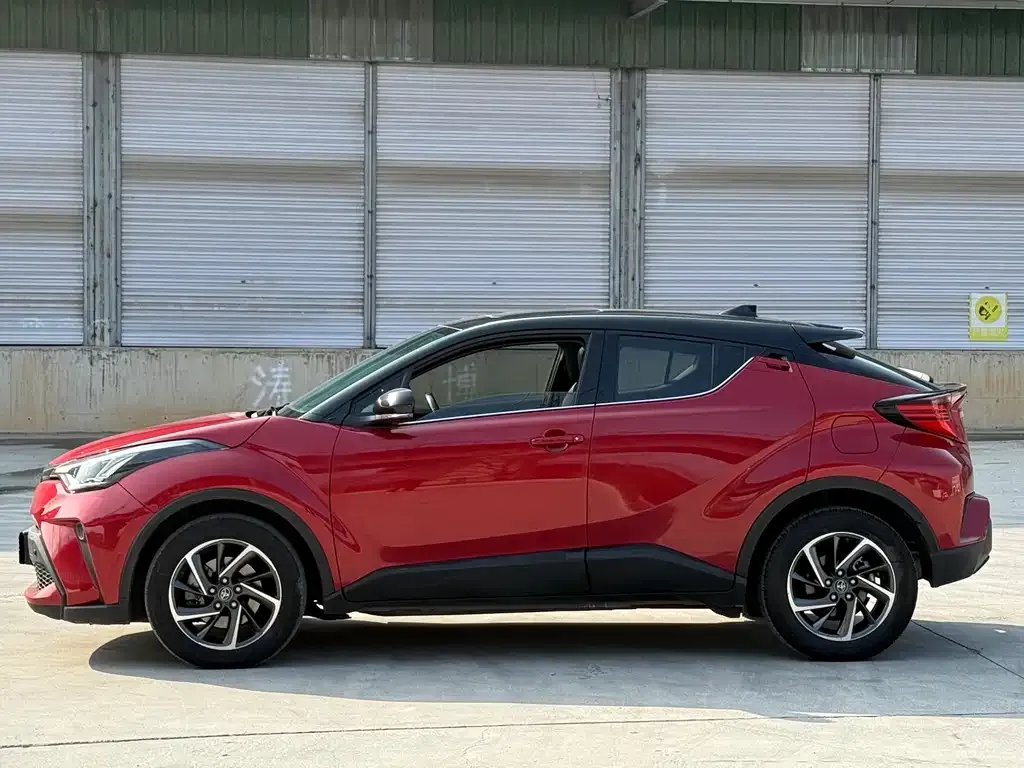 Toyota C-HR — фото 5