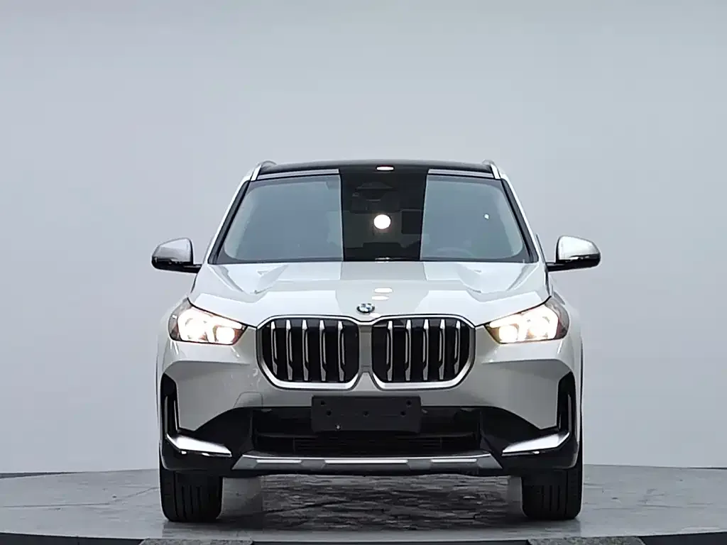 BMW X1 — фото 4