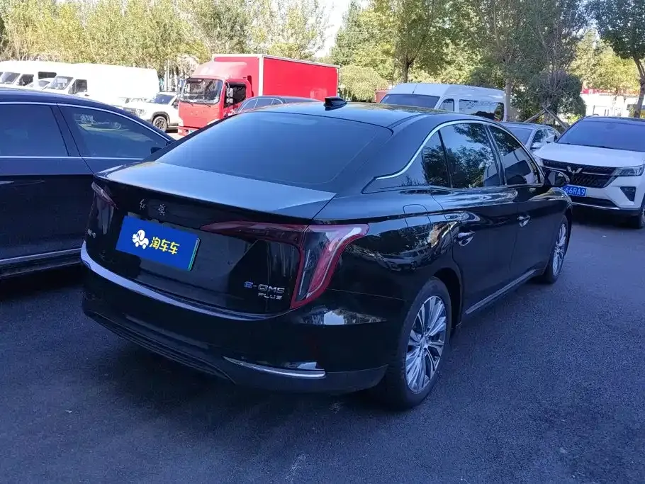 Hongqi E-QM5 — фото 10