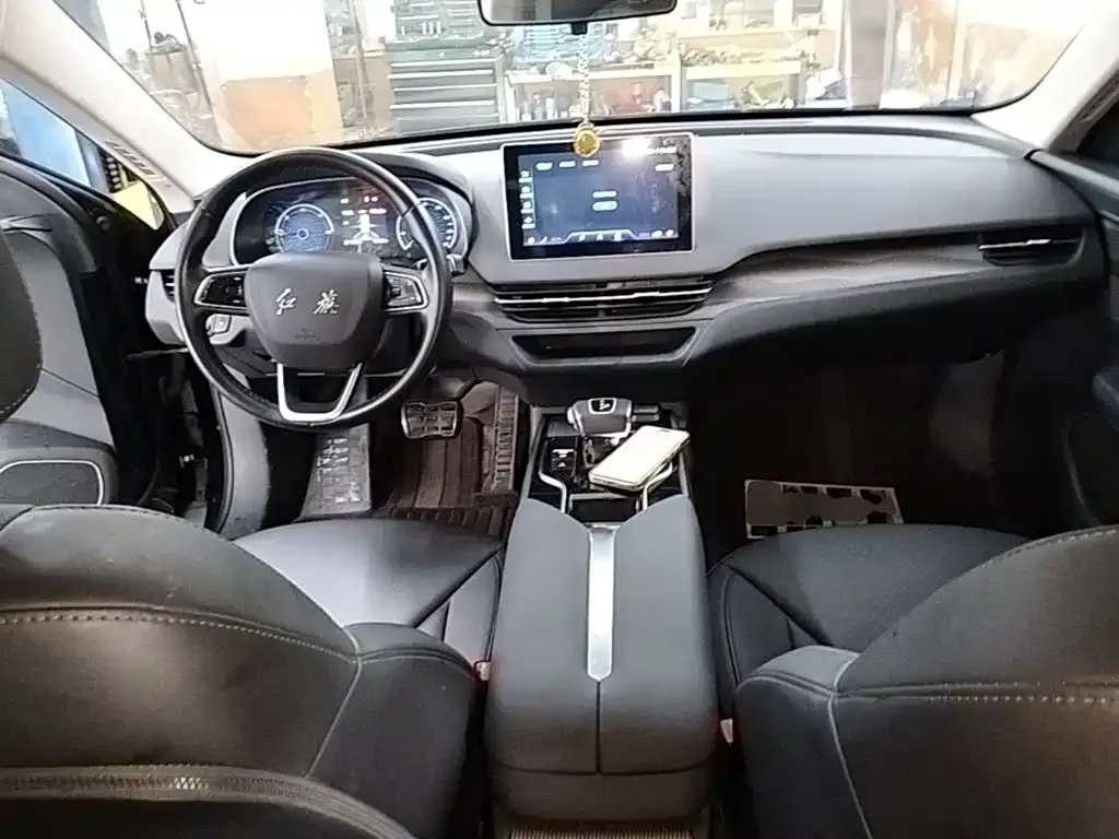 Hongqi E-QM5 — фото 2