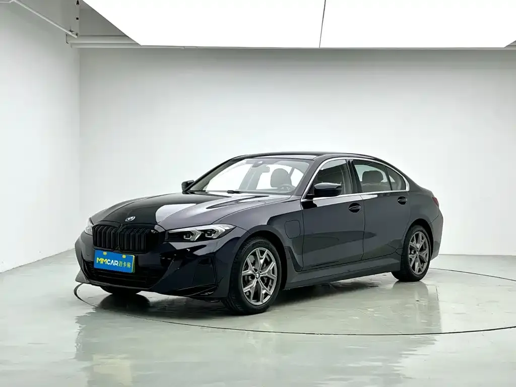 BMW i3 — фото 1