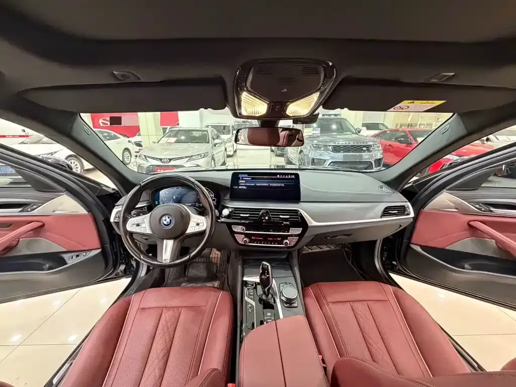 BMW 5 Series New Energy — фото 4