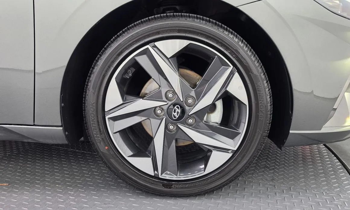 Hyundai AVANTE — фото 7