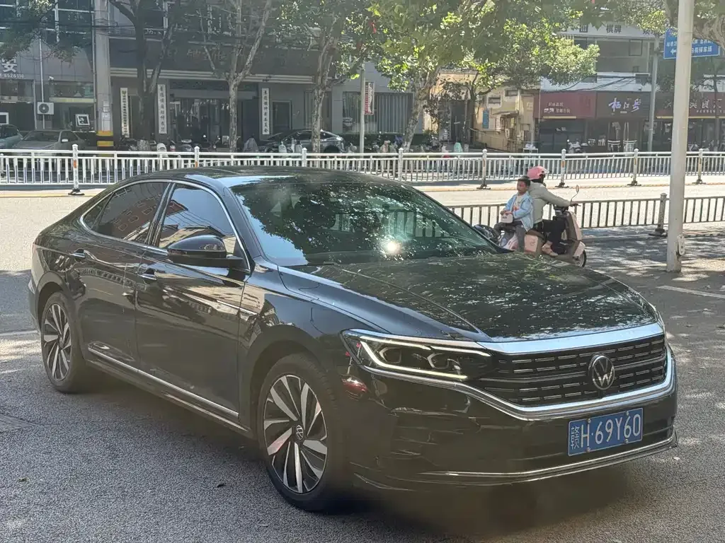 Volkswagen Passat — фото 2