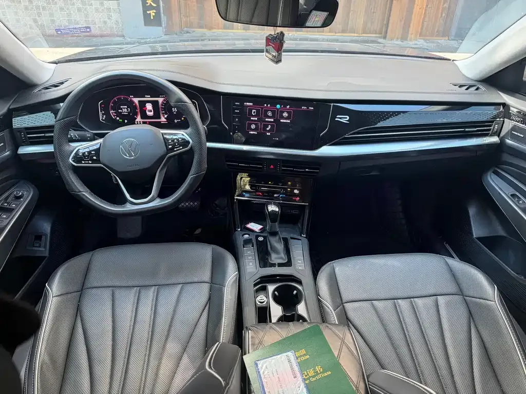 Volkswagen Passat — фото 6
