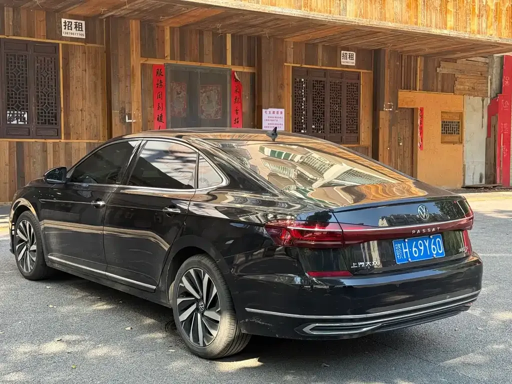 Volkswagen Passat — фото 7