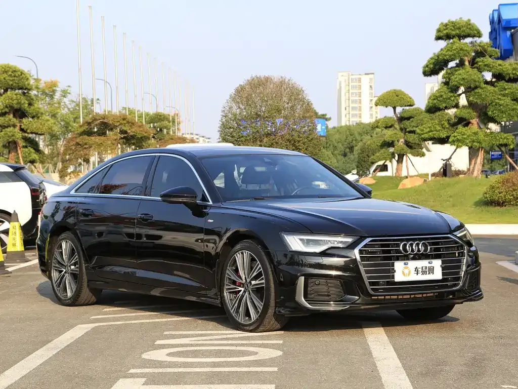 Audi A6L — фото 9