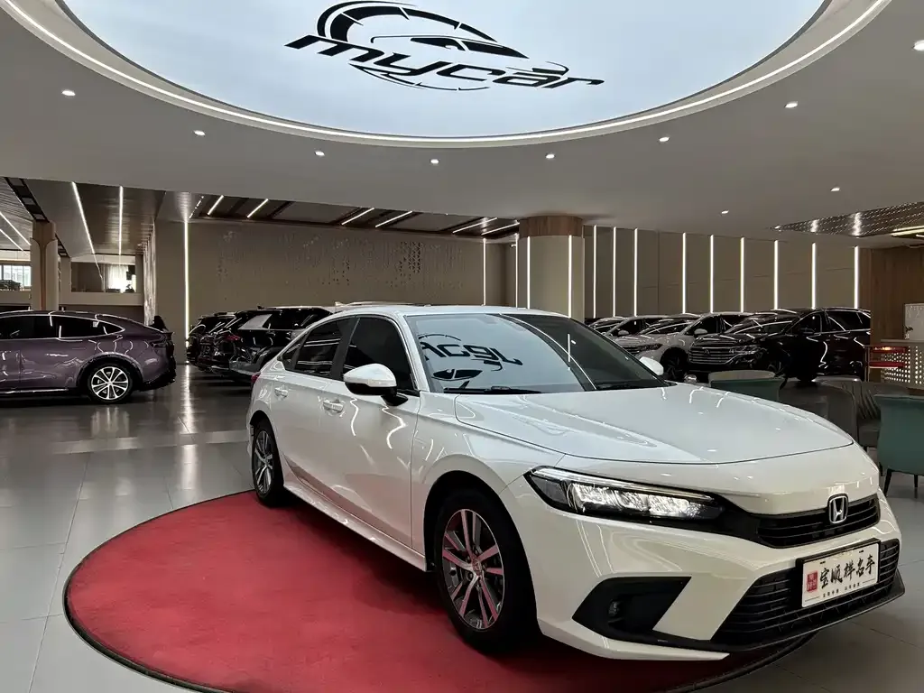 Honda Civic — фото 10