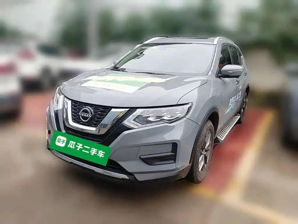 Nissan X-Trail — фото 1