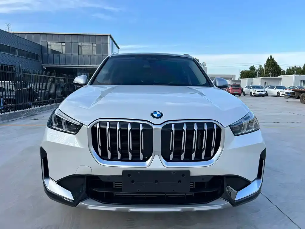 BMW X1 — фото 6