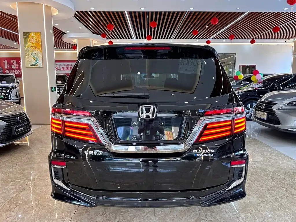 Honda Elysion — фото 10