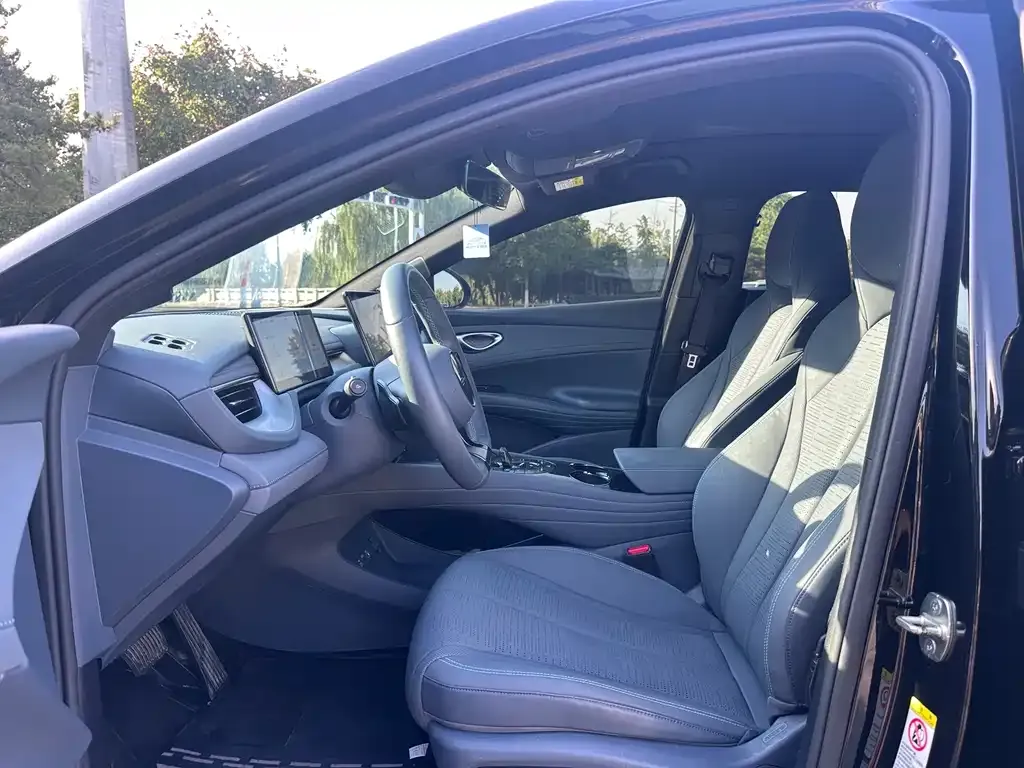 BYD Seal 06GT — фото 9
