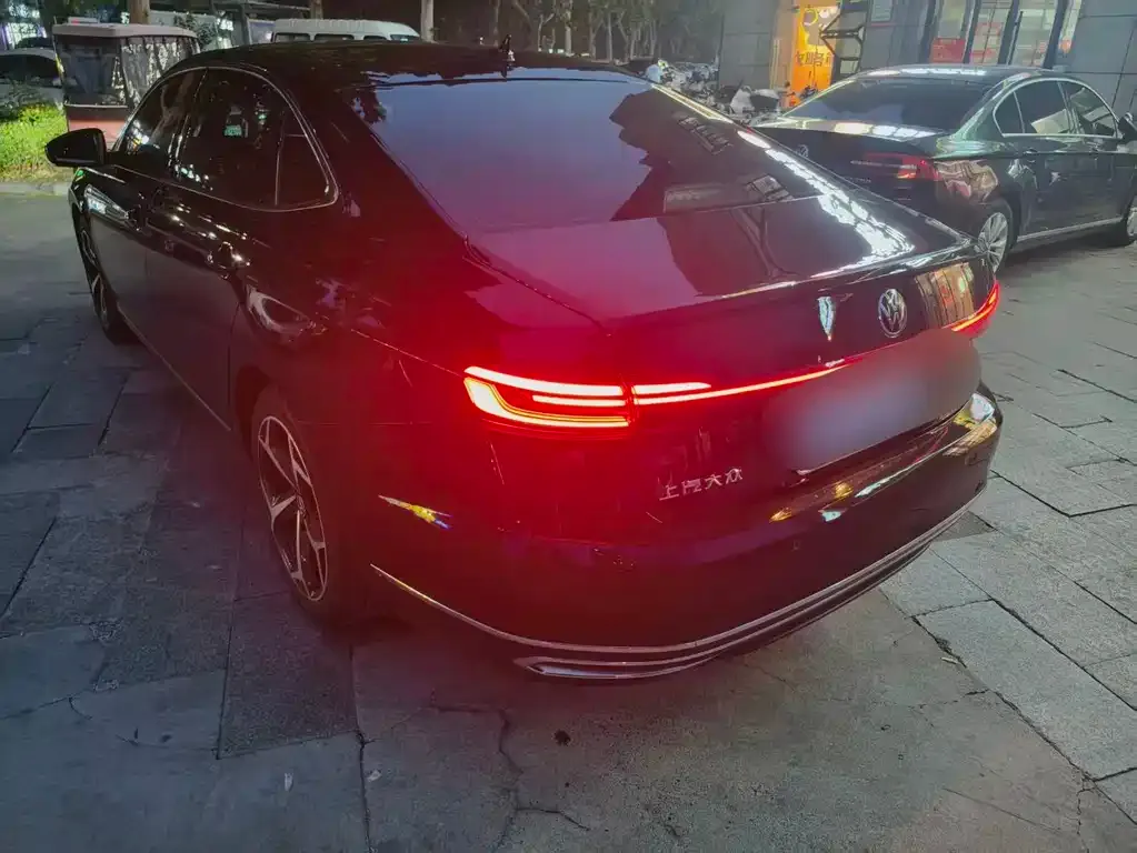 Volkswagen Passat — фото 3