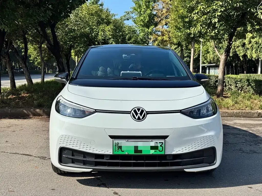 Volkswagen ID.3 — фото 1