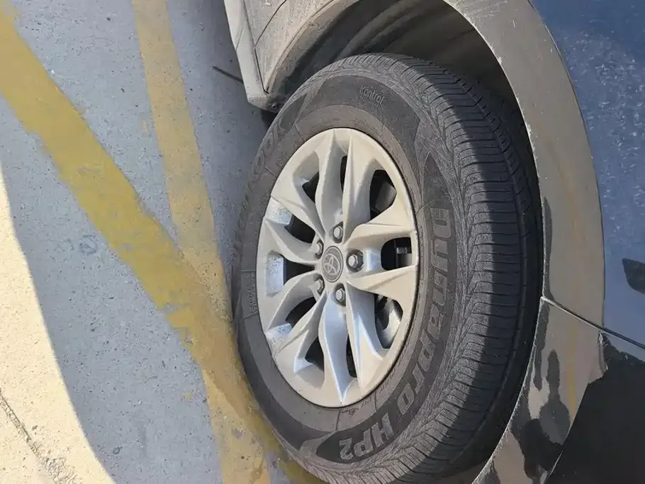 Toyota Granvia — фото 6