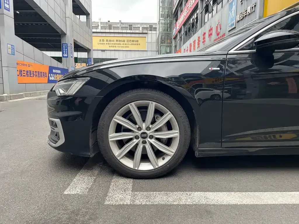 Audi A6L — фото 4