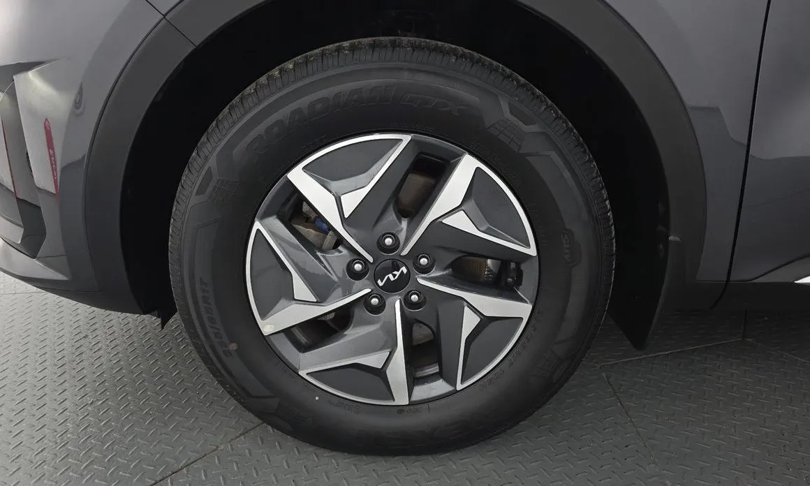 Kia Sorento — фото 7