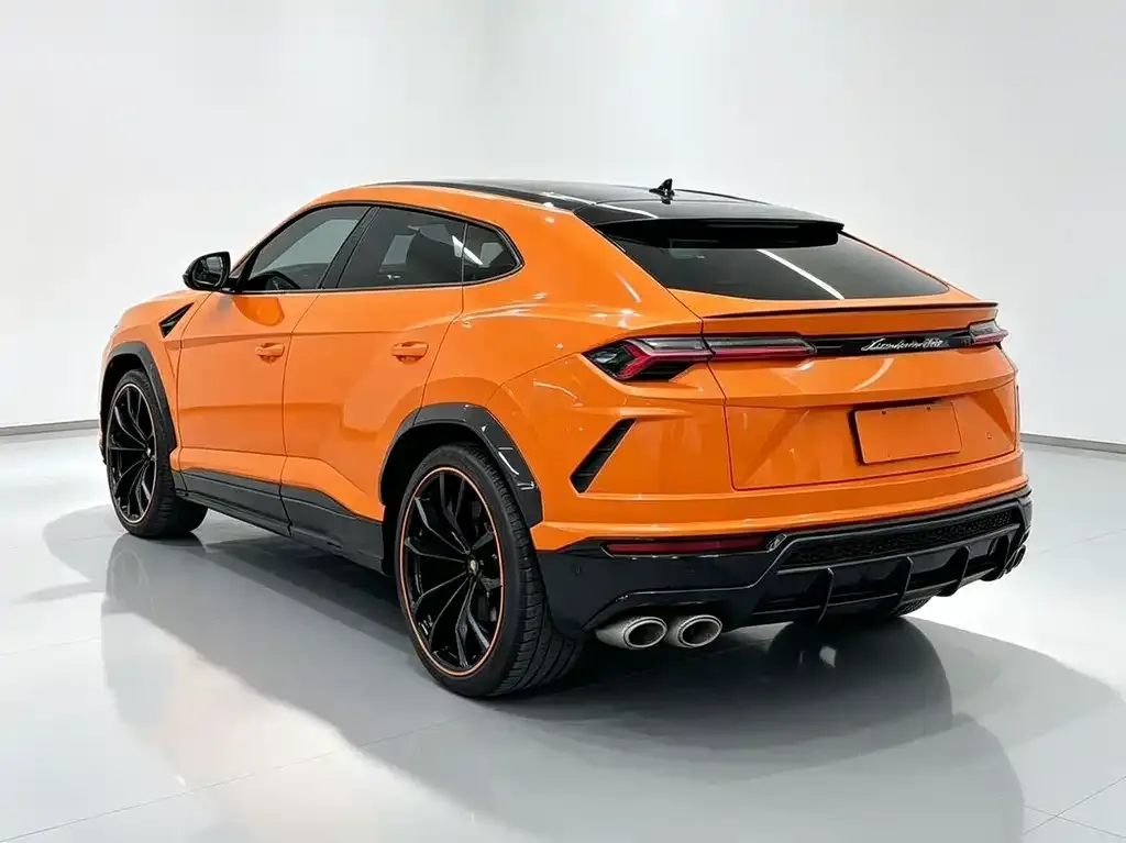 Lamborghini Urus — фото 3