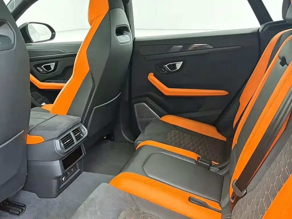 Lamborghini Urus — фото 6