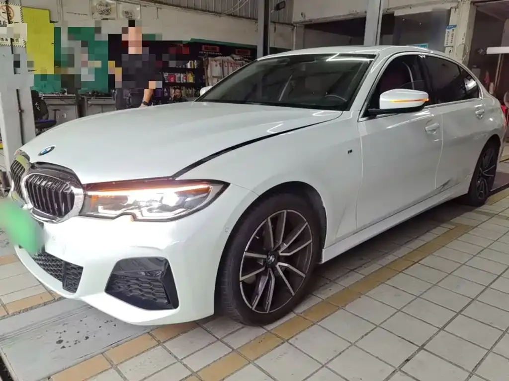 BMW 3 Series — фото 1