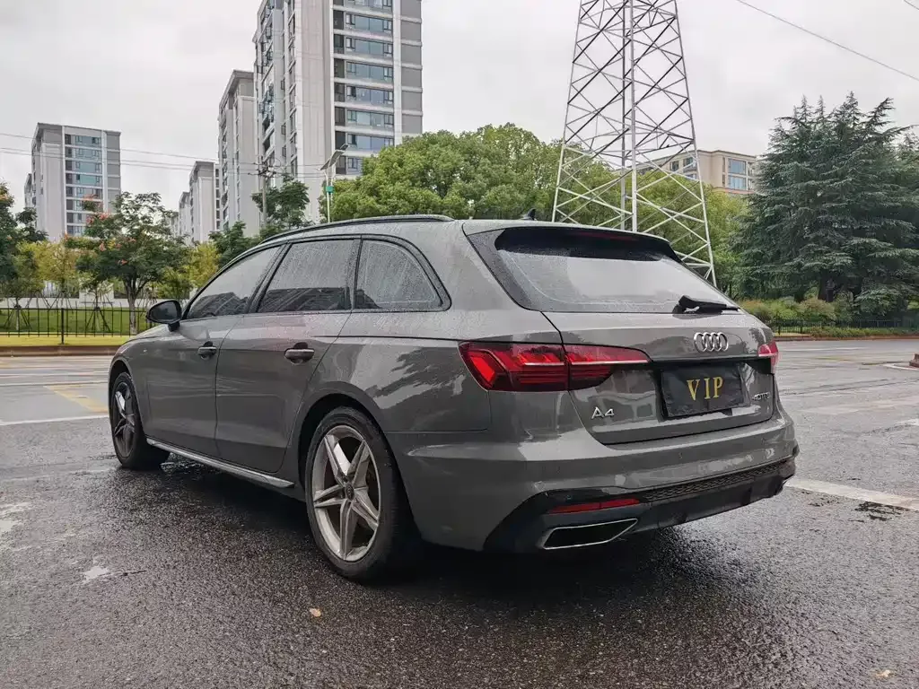 Audi A4 (Import) — фото 9