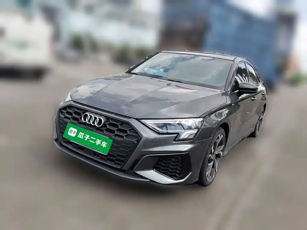 Audi A3 — фото 1