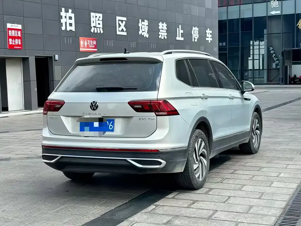 Volkswagen Tiguan L — фото 3