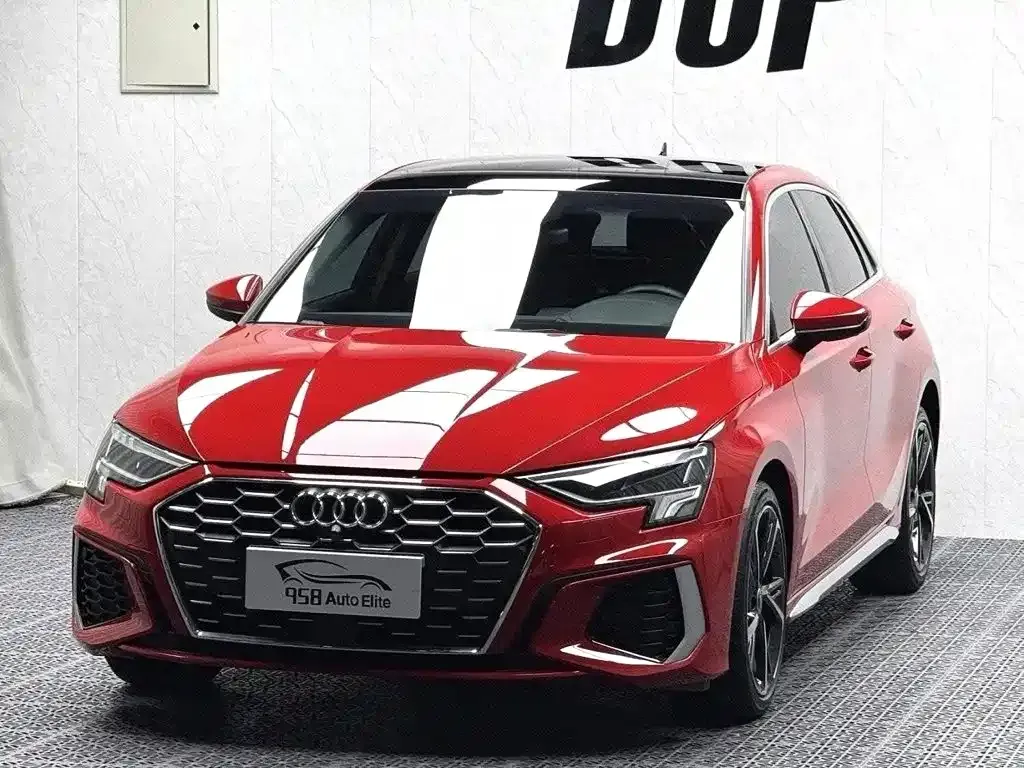 Audi A3 — фото 1