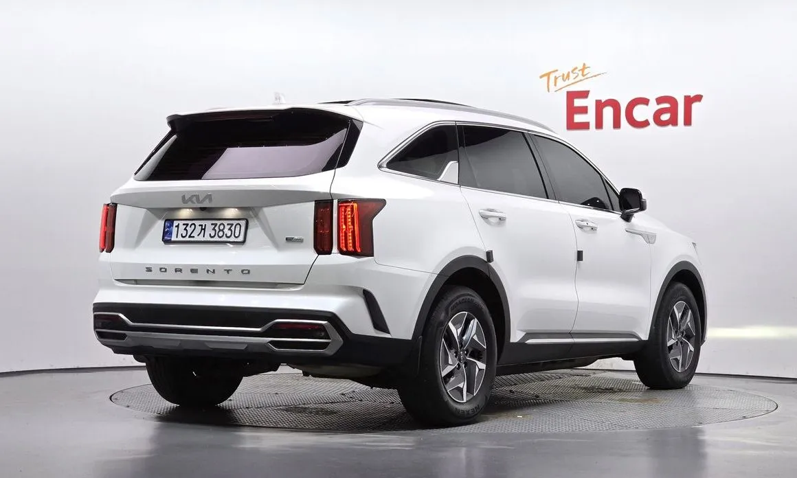 Kia Sorento — фото 10