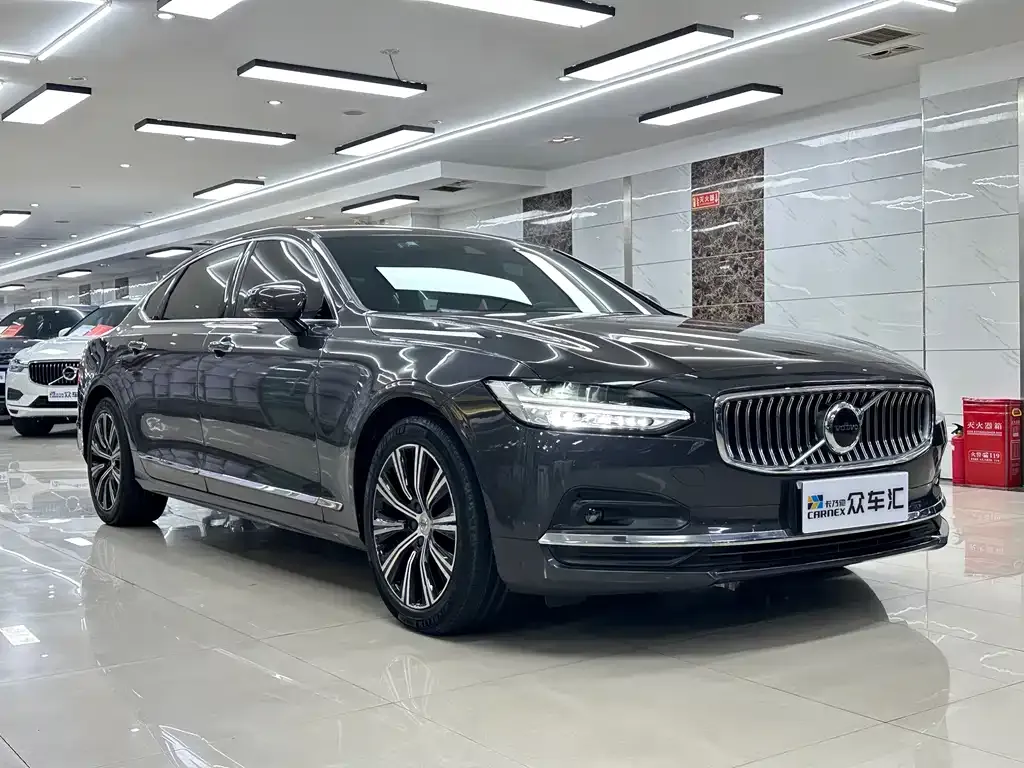 Volvo S90 — фото 9