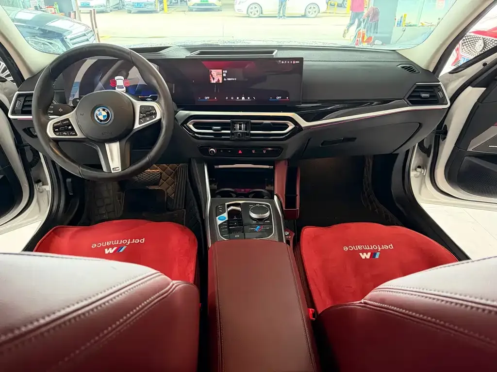 BMW i3 — фото 8