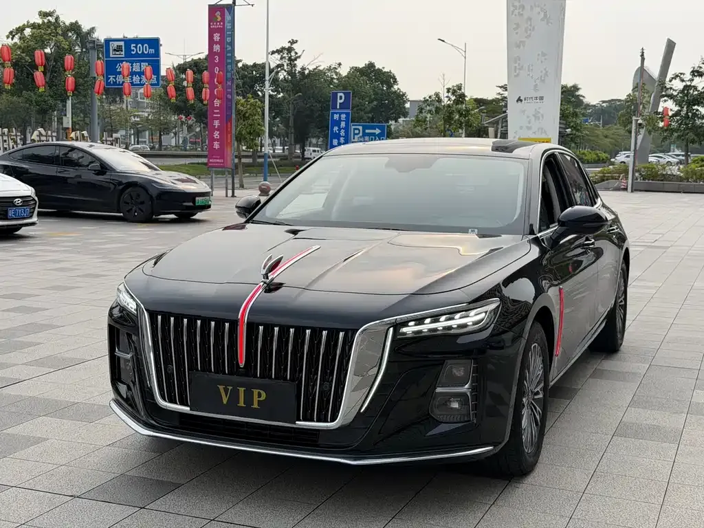 Hongqi H5 — фото 1