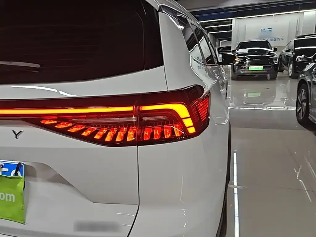 Chery Tiggo 8 PRO — фото 2